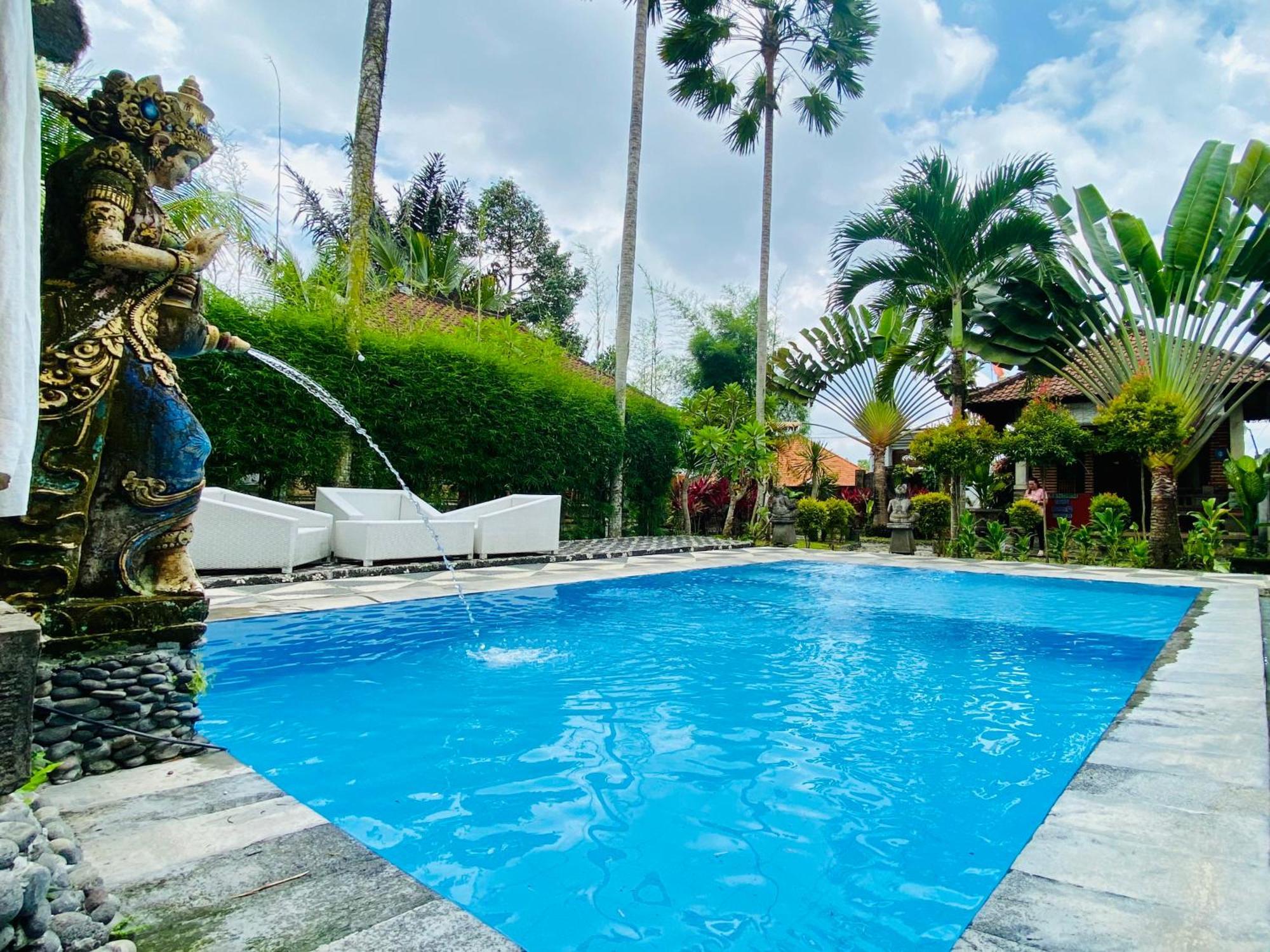 Dong Loka Guesthouse Bali Carangsari ภายนอก รูปภาพ