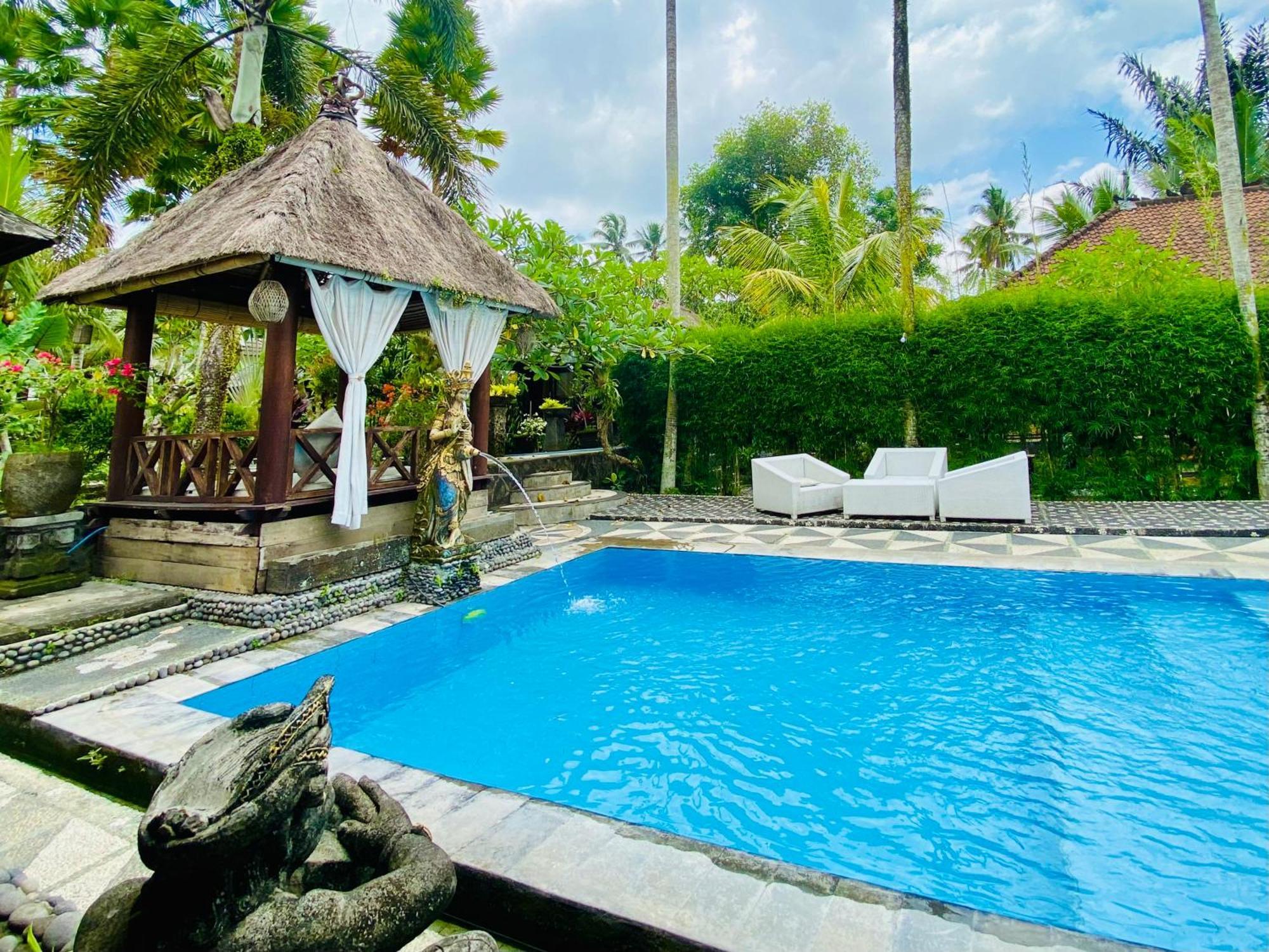 Dong Loka Guesthouse Bali Carangsari ภายนอก รูปภาพ