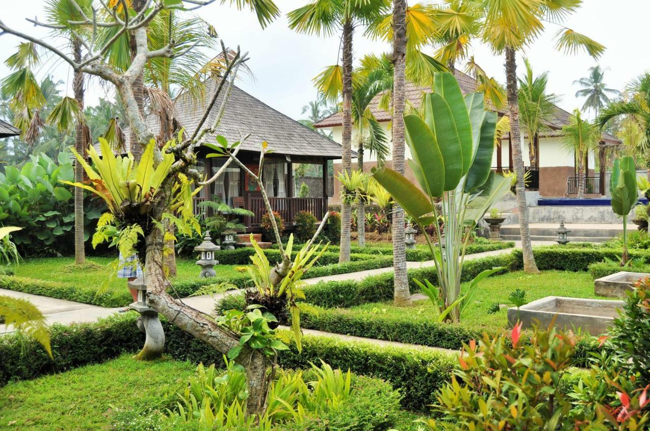 Dong Loka Guesthouse Bali Carangsari ภายนอก รูปภาพ